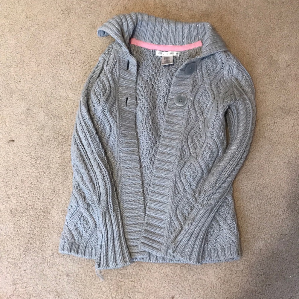 Gray sweater long sleeve
